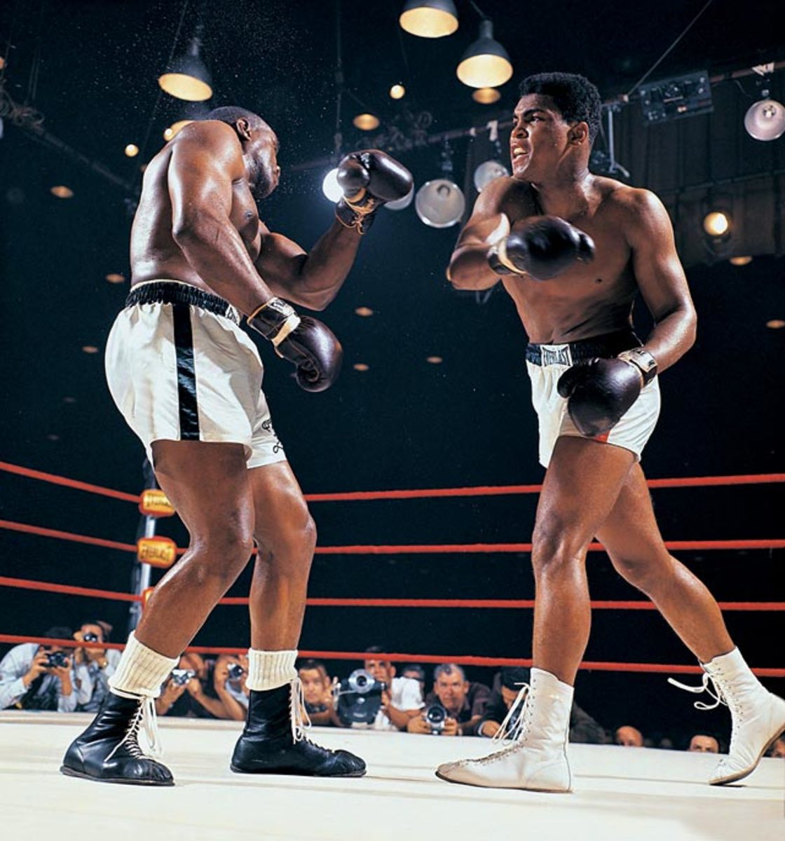 140224180139-1964-0225-muhammad-ali-cassius-clay-sonny-liston-014476250jpegfinal-single-image-cut.jpg