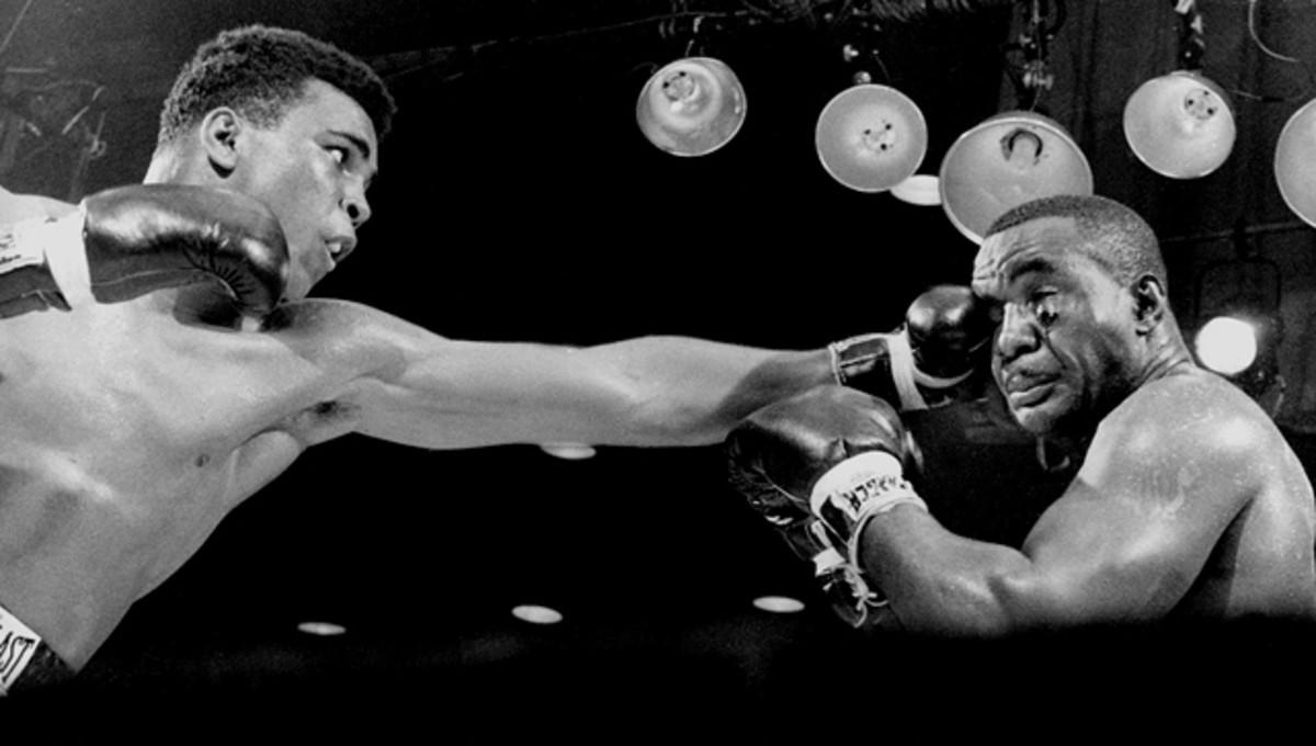 140224180200-1964-0225-muhammad-ali-cassius-clay-sonny-liston-on-boxin2-single-image-cut.jpg