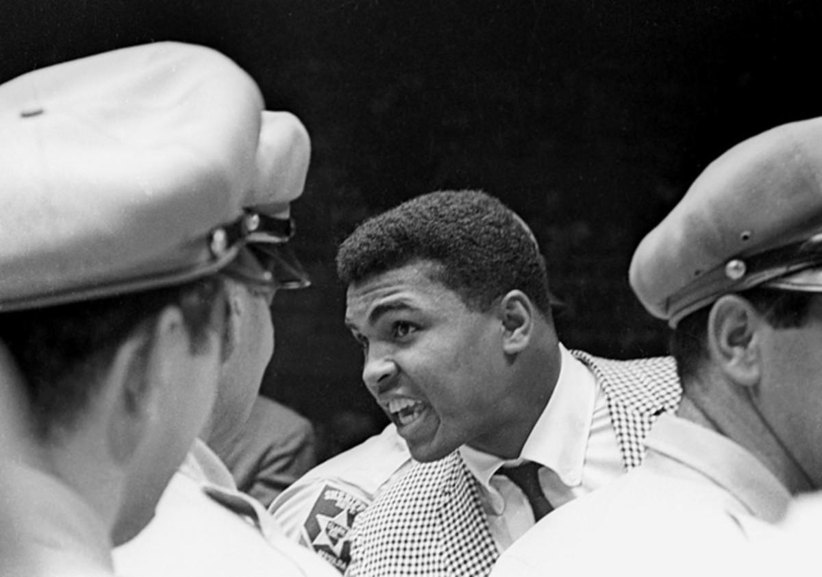 140224180101-1963-0722-muhammad-ali-cassius-clay-74252287-single-image-cut.jpg