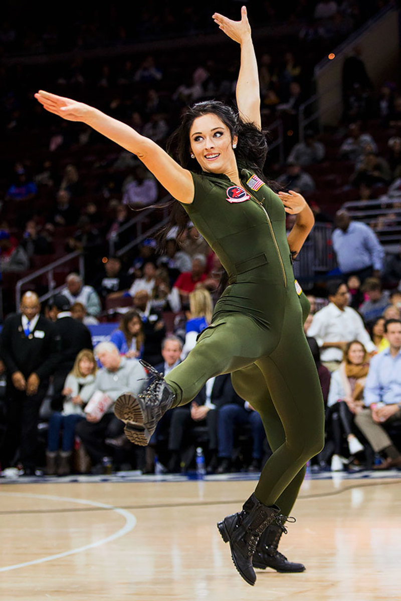 Philadelphia-76ers-Sixers-Dancers-ab65fd3d9b7d45cfb7202d26b95e599e-0.jpg