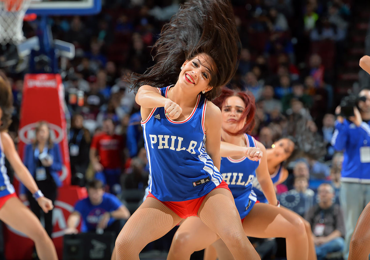 Philadelphia-76ers-Sixers-Dancers-GettyImages-504397714_master.jpg