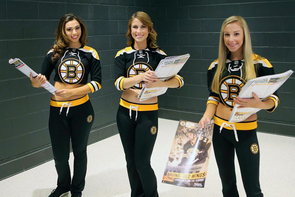 Boston-Bruins-Ice-Girls-482151114027_Red_Wings_at_Bruins.jpg