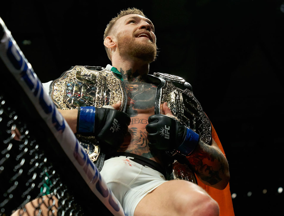 2016-1112-Conor-McGregor-UFC-belts-SI612_TK1_1827.jpg