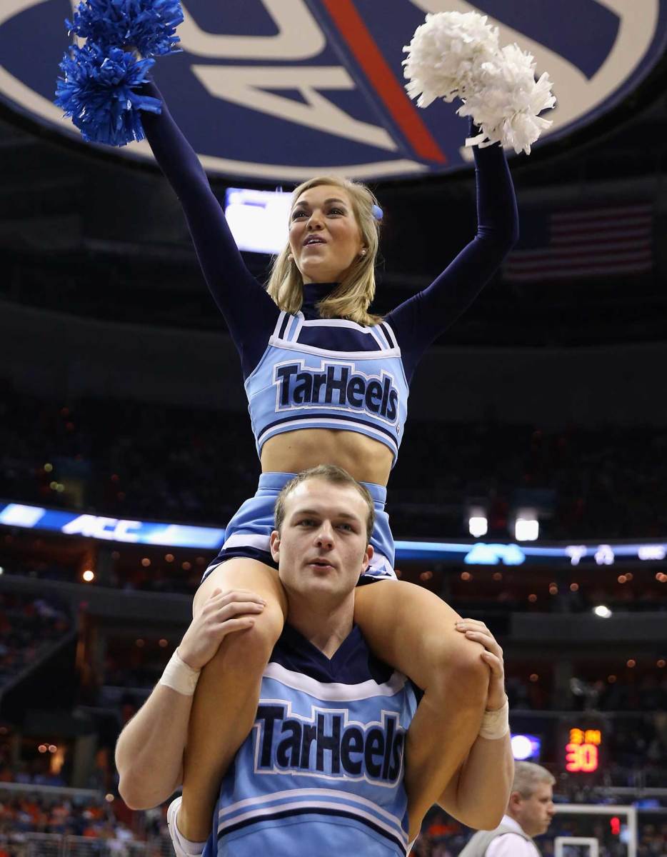 North-Carolina-cheerleader.jpg