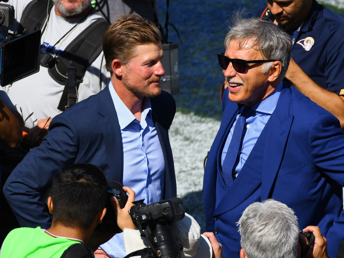 les-snead-stan-kroenke-los-angeles-rams.jpg