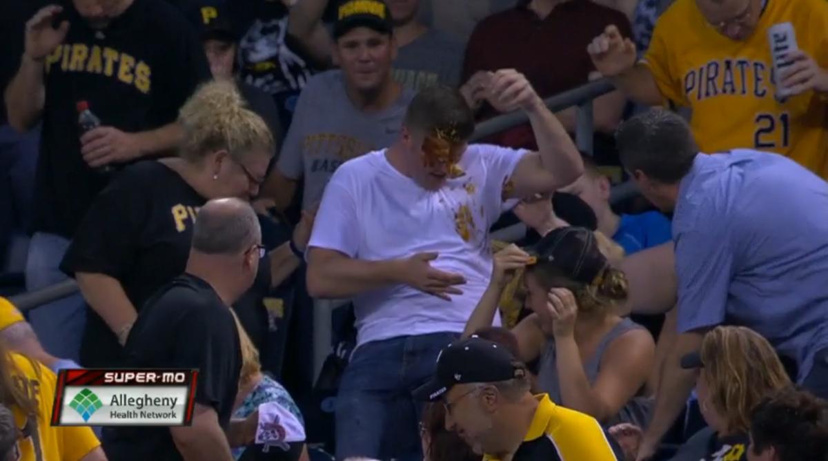 Pirates fan spills nachos, beer for foul ball (Video) Sports Illustrated