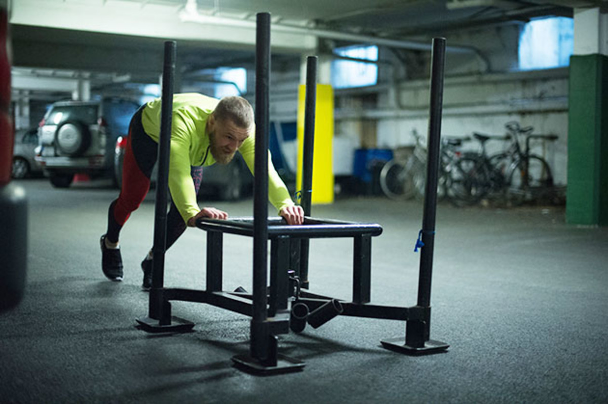 conor-mcgregor-wertheim-workout.jpg