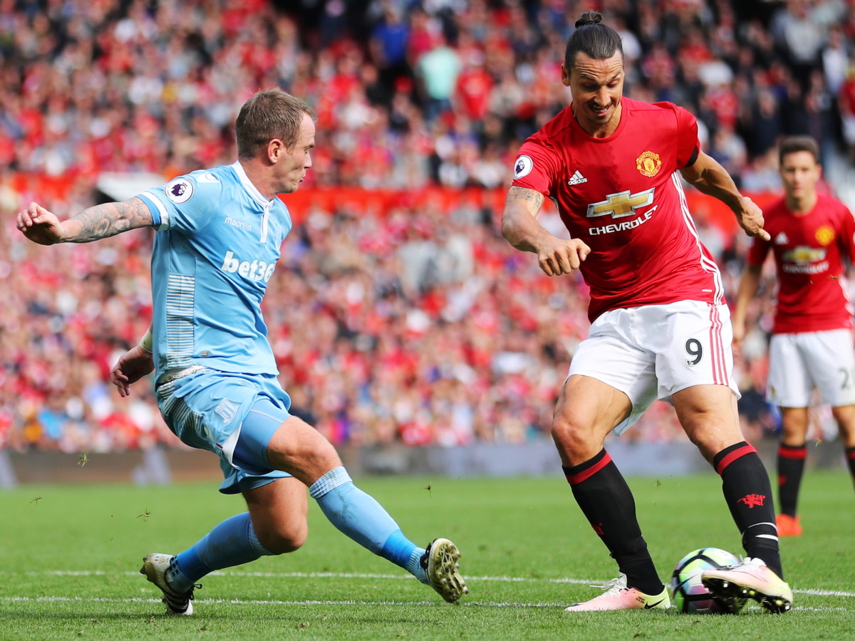 stoke-manchester-united-zlatan.jpg