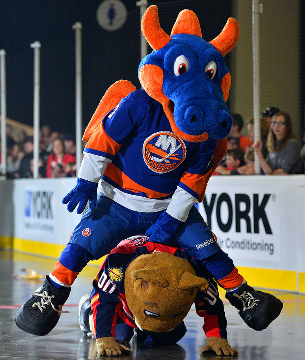 New-York-Islanders-Sparky-the-Dragon.jpg