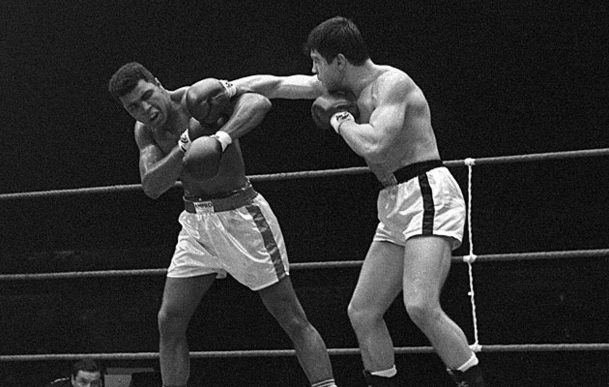 Muhammad Ali (left) and Karl Mildenberger, from Sept. 10, 1966