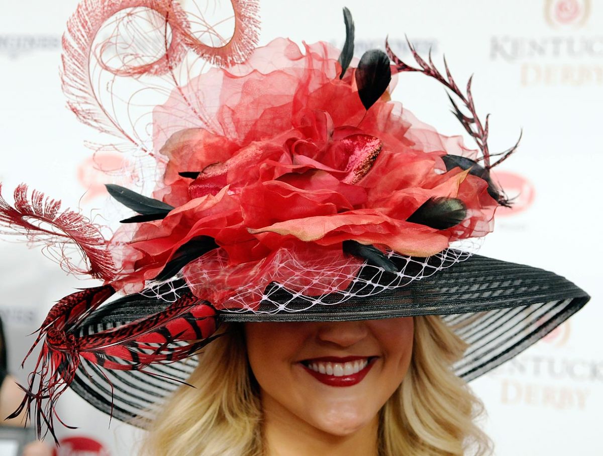 2014-Kentucky-Derby-fan-hat-488198453_master.jpg