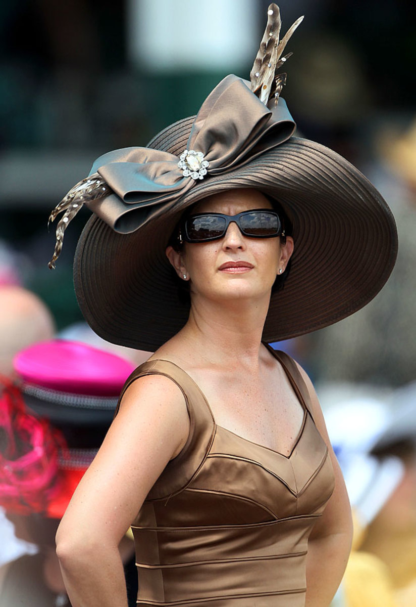 2012-Kentucky-Derby-fan-hat-143915923_master.jpg