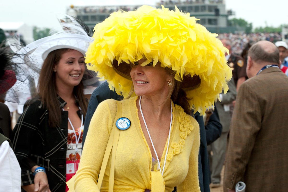 2009-Kentucky-Derby-fan-hat-opjy-17603.jpg