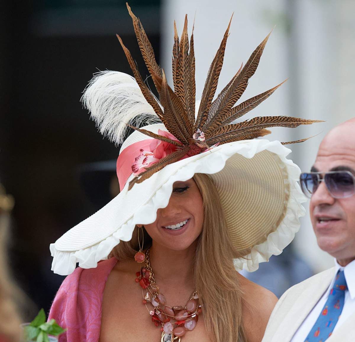 2011-Kentucky-Derby-fan-hat-opy0-46835.jpg
