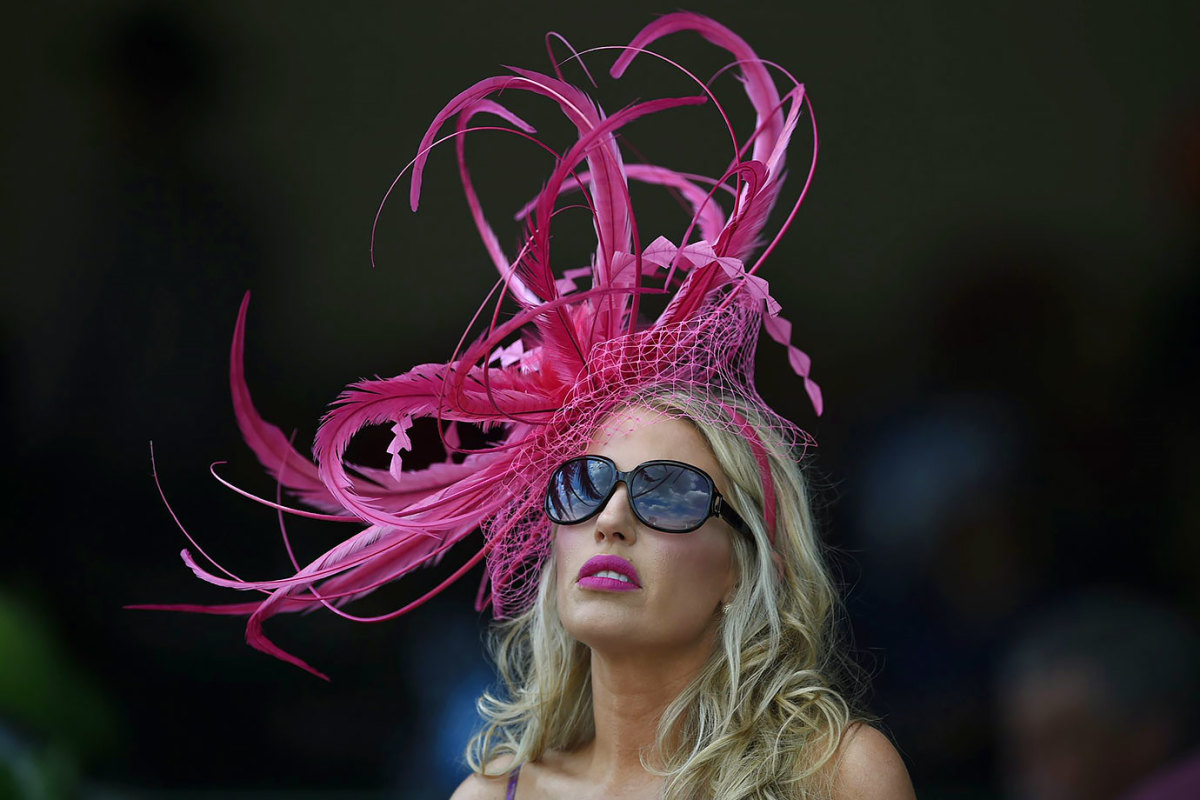 2015-Kentucky-Derby-fan-hat-x159551_0832.jpg