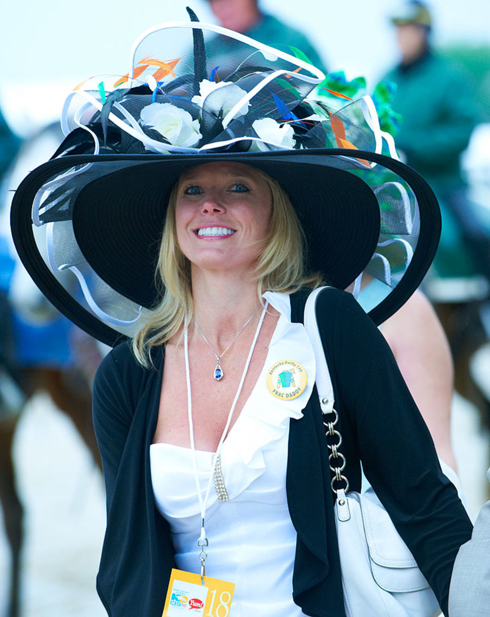 2013-Kentucky-Derby-fan-hat-op3z-79175.jpg
