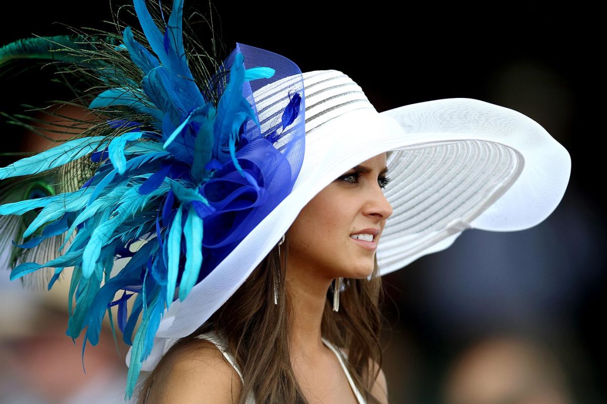 2012-Kentucky-Derby-fan-hat-143916011_master.jpg