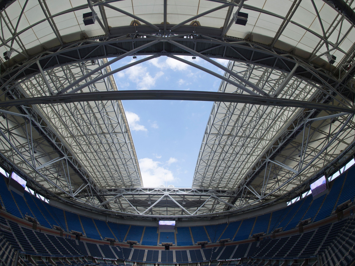 us-open-roof-opened.jpg