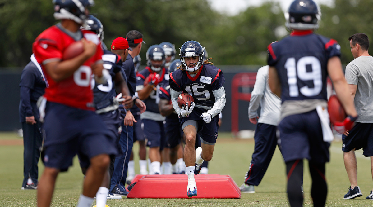 The Texans selected wide receiver Will Fuller (15) in the first round and expect him to have an impact on the field as a rookie.