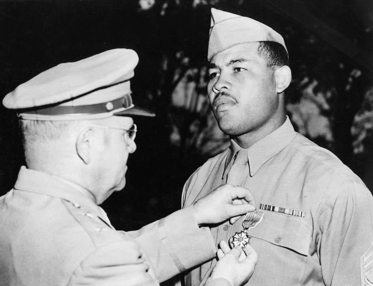 Joe-Louis-military-US-Army.jpg