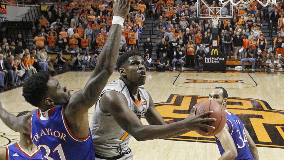 Oklahoma State blows out No. 3 Kansas as College Basketball upsets
