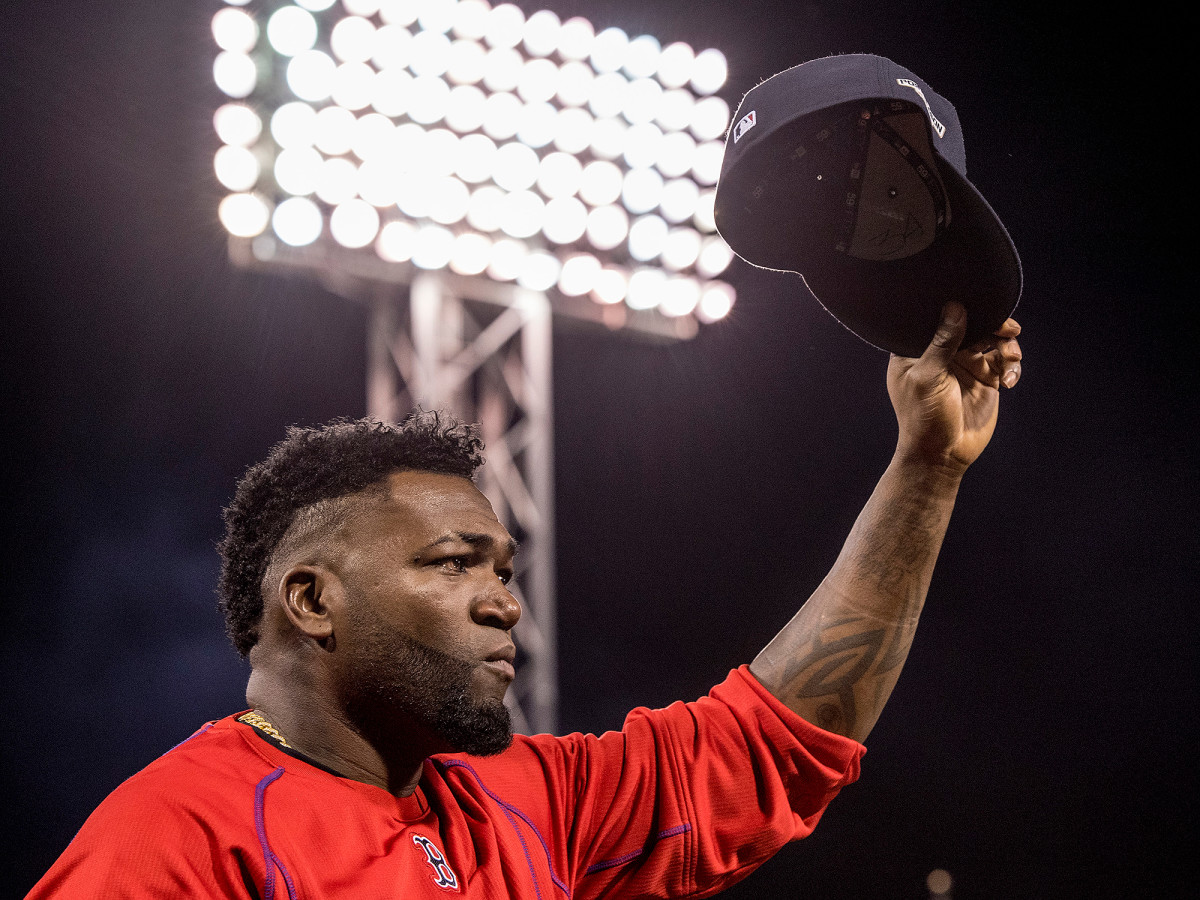 david-ortiz-says-goodbye-fenway-park.jpg