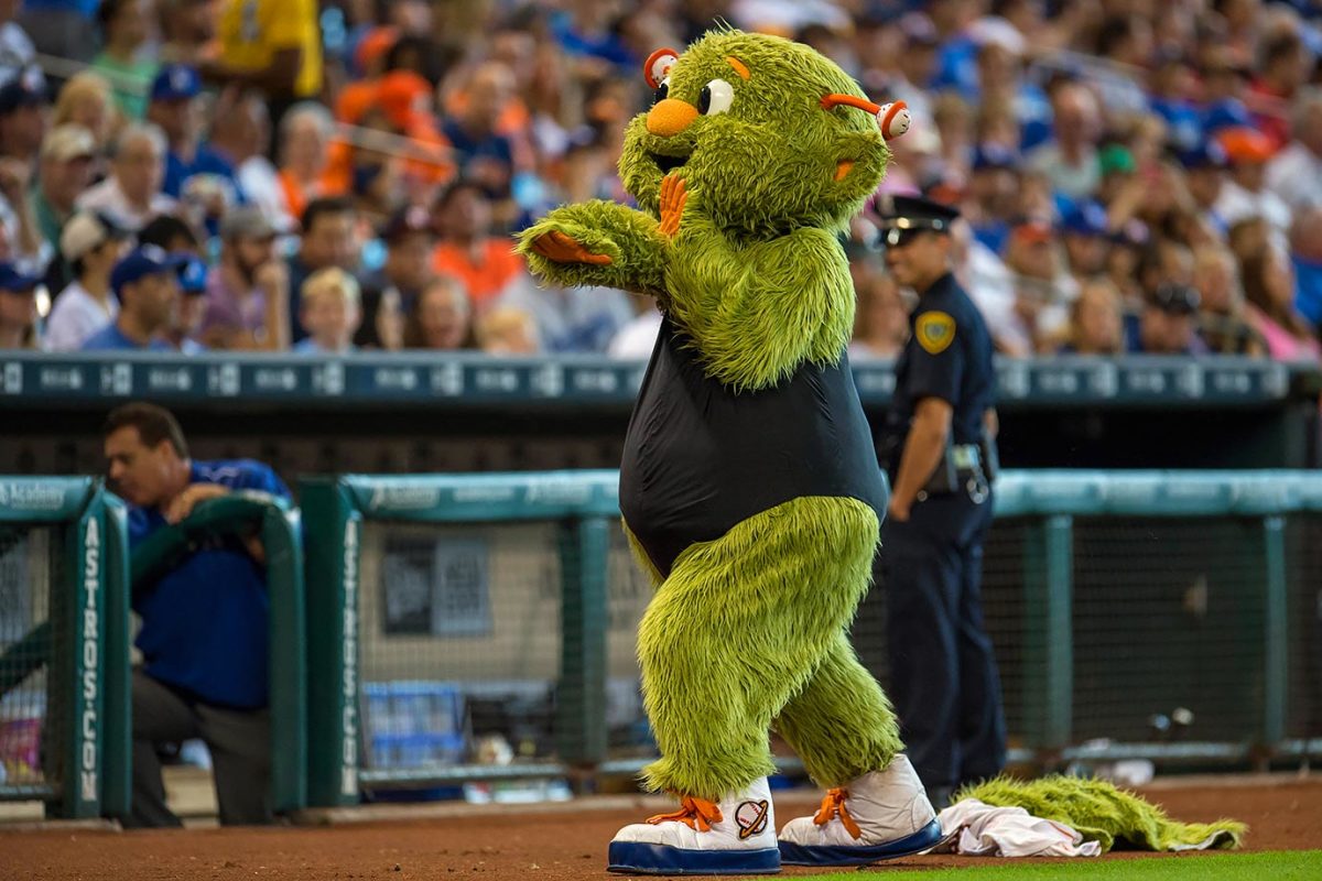2015-Houston-Astros-mascot-Orbit-Beyonce-Single-Ladies.jpg