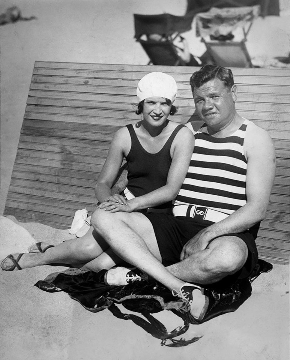 1930-0130-Babe-Ruth-wife-Claire-beach_0.jpg