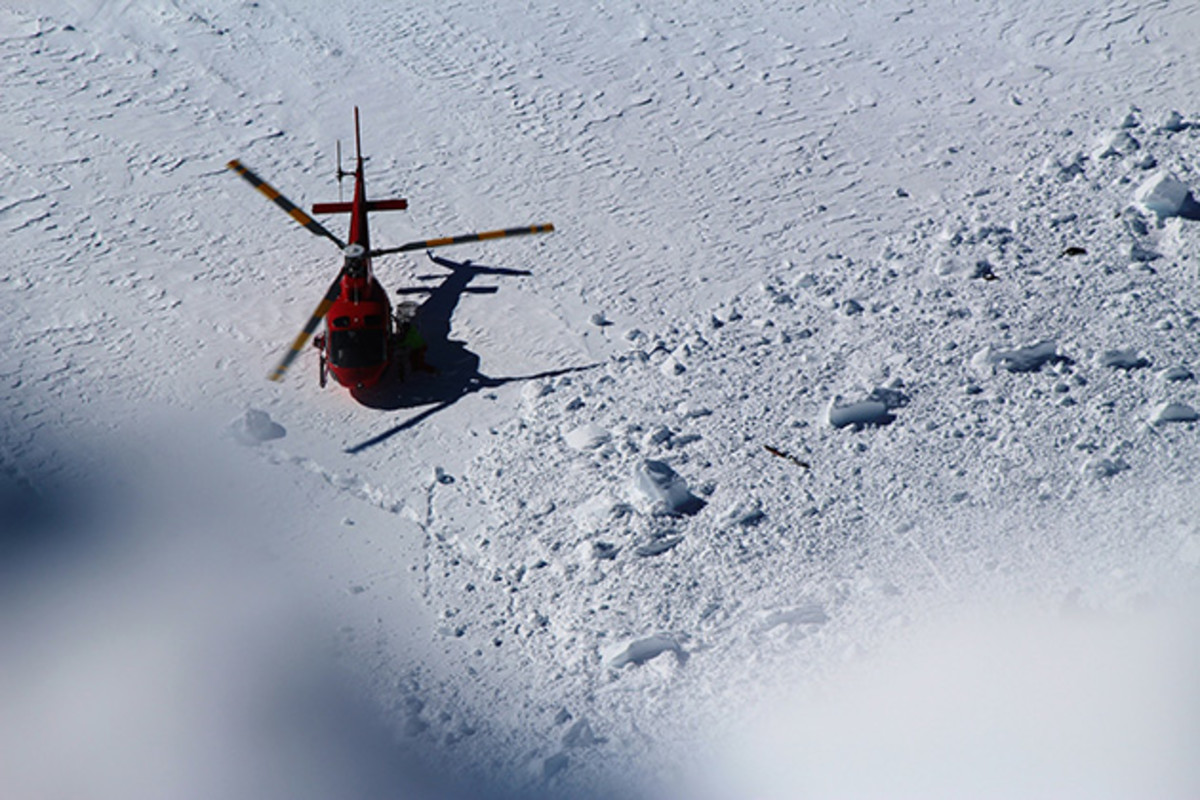 Helicopter at base of slide seen from top[3].jpg