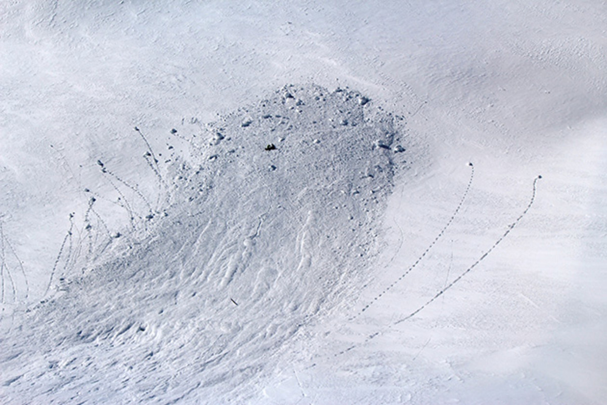 Aftermath of slide seen from helicopter[3].jpg