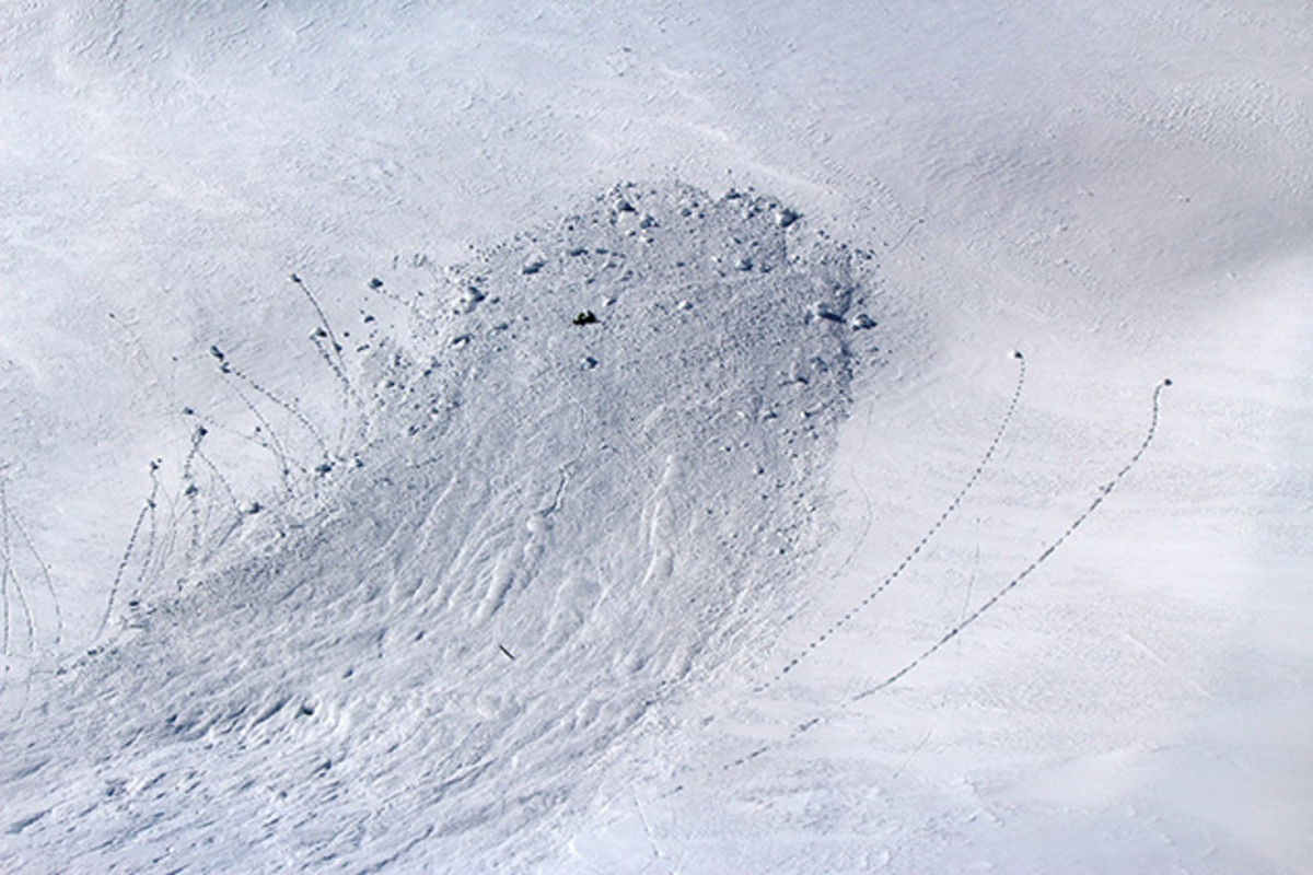Aftermath of slide seen from helicopter[3].jpg