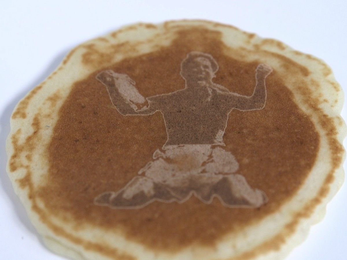 brandi-chastain-pancake.jpg