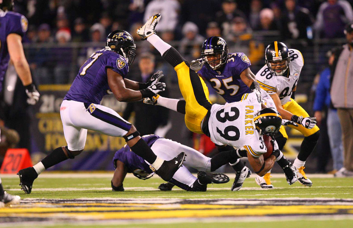 Willie Parker goes all out, December 2008.