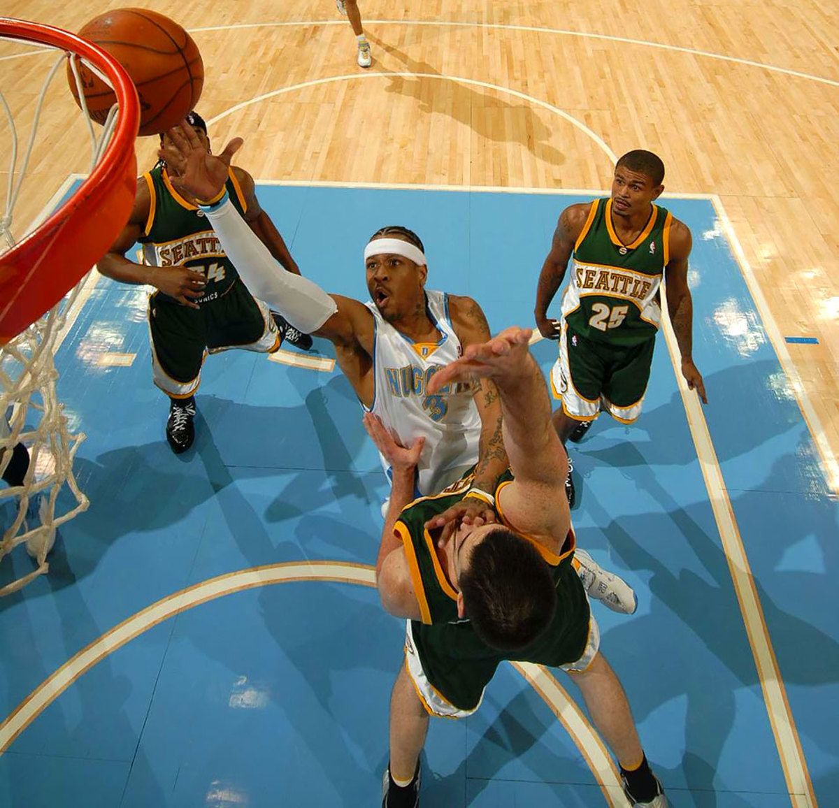 2007-1031-Allen-Iverson-Nick-Collison-op51-6306-mid.jpg