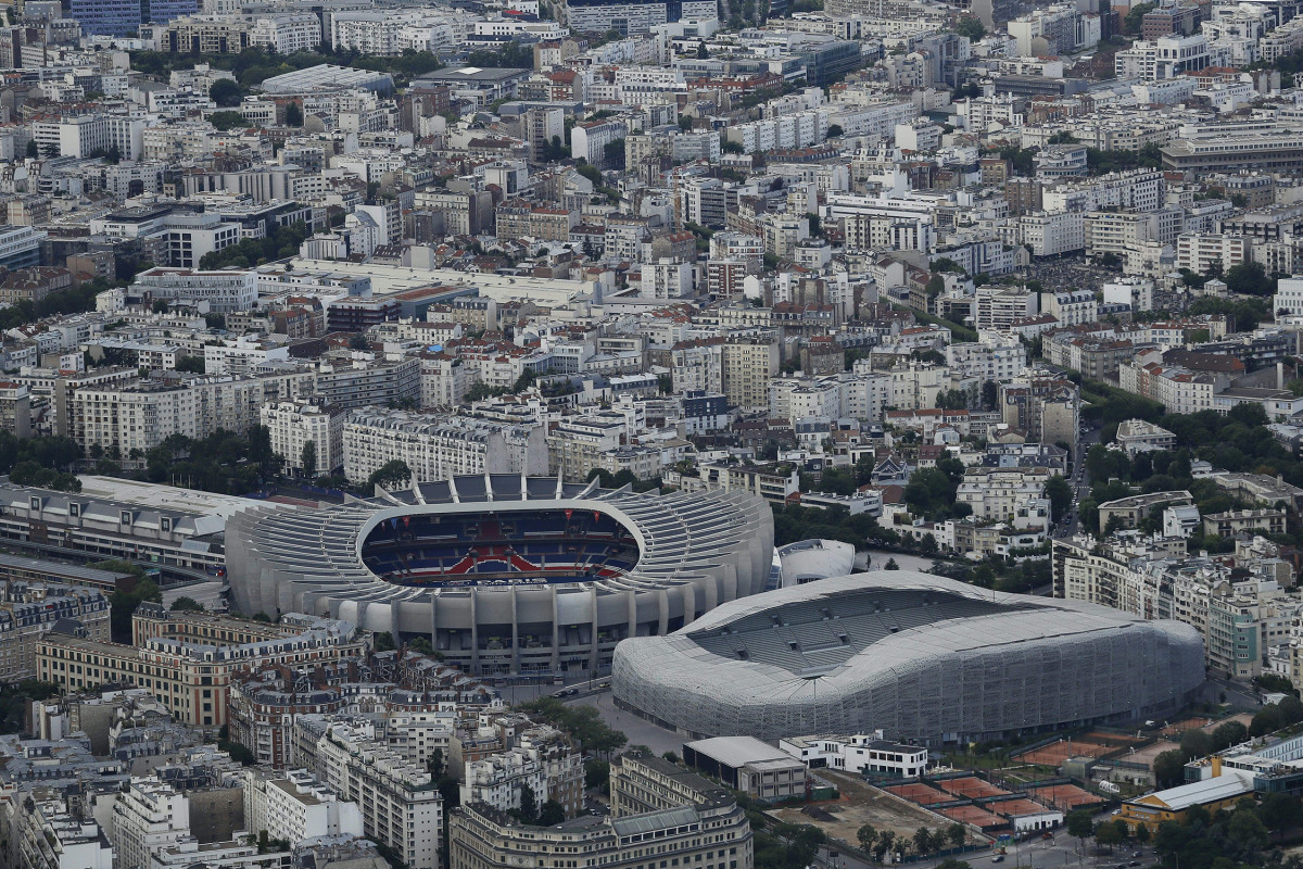 parc-des-princes-aerial.jpg