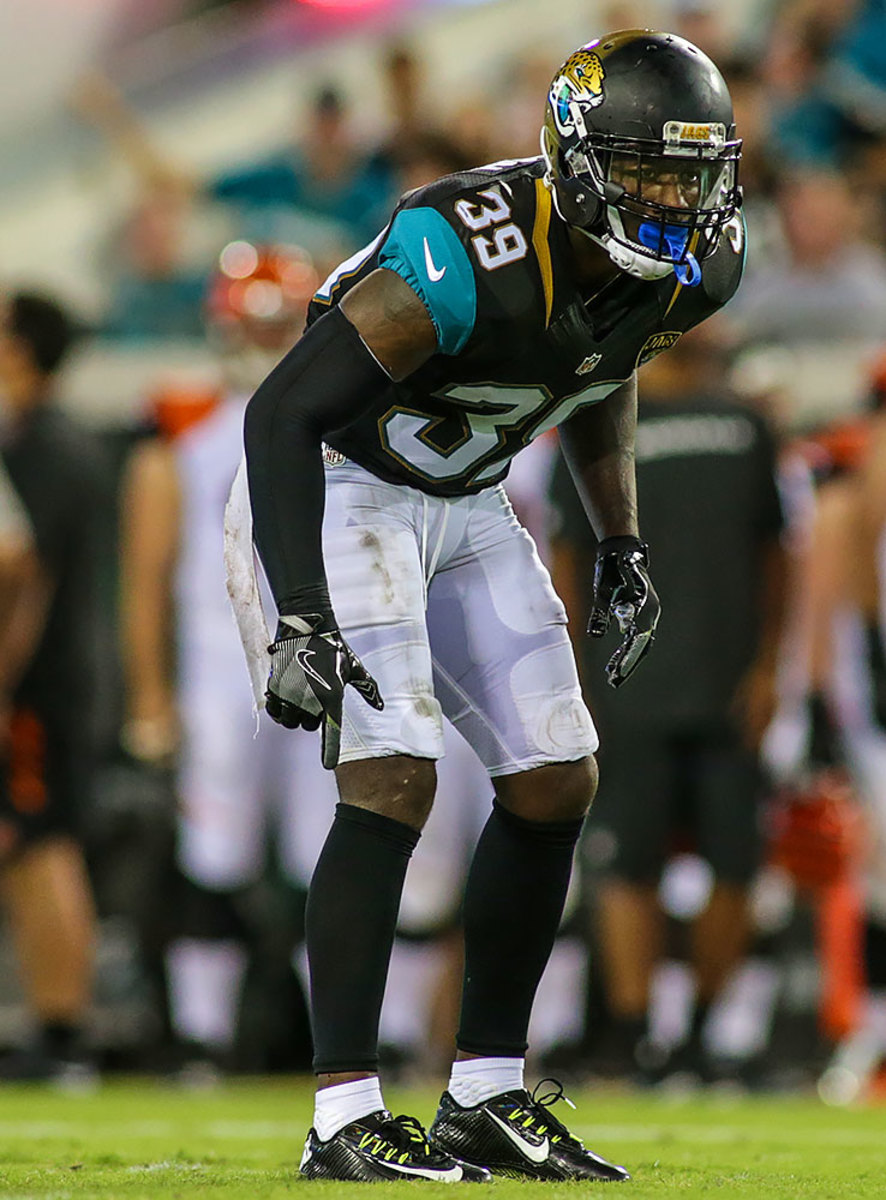 Tashaun-Gipson-Jacksonville-Jaguars.jpg