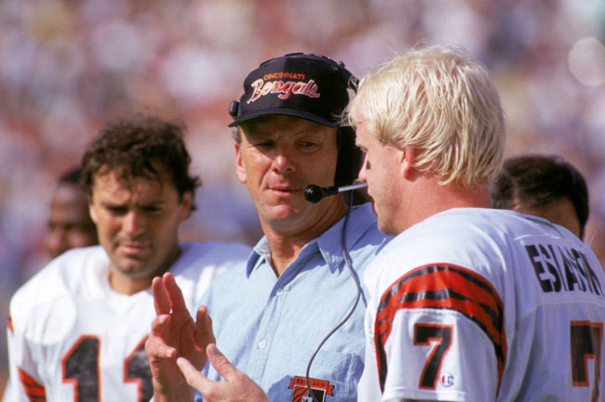 Sam Wyche and Boomer Esiason in 1990.