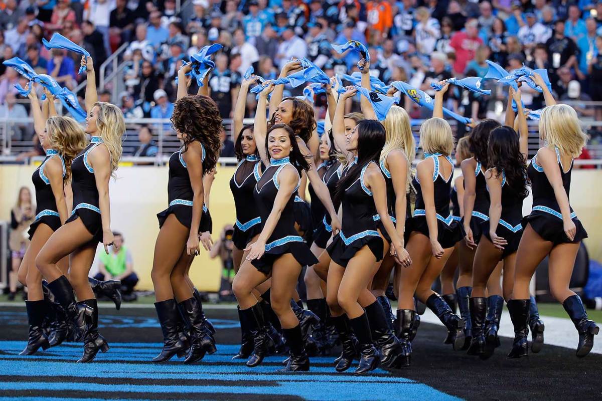 Carolina-Panthers-TopCats-cheerleaders-AP_507120064192.jpg