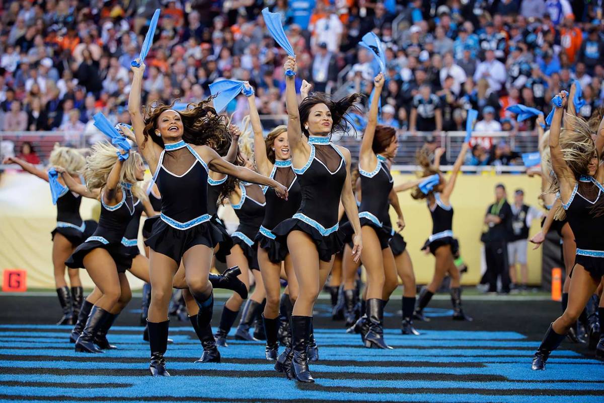 Carolina-Panthers-TopCats-cheerleaders-AP_264754248355.jpg