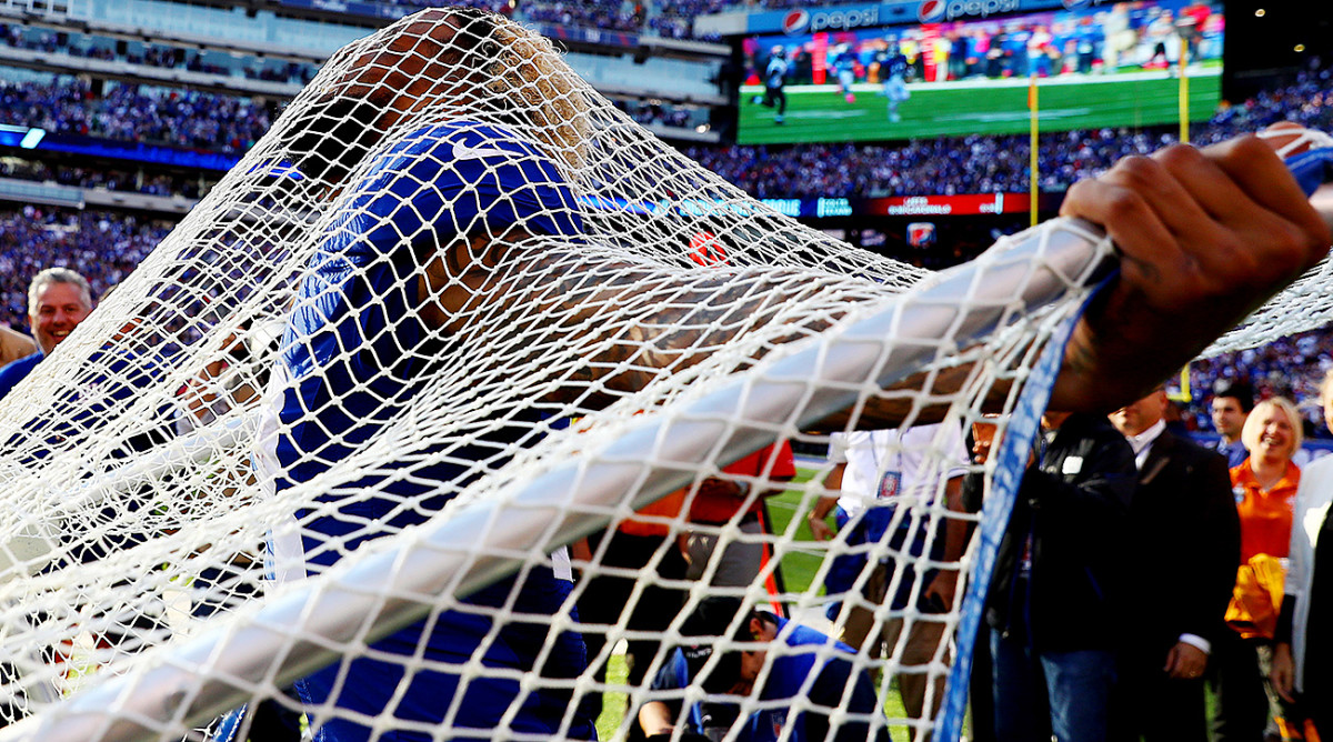 Top NFL moments of 2016 Odell Beckham Jr. and a kicking net Sports