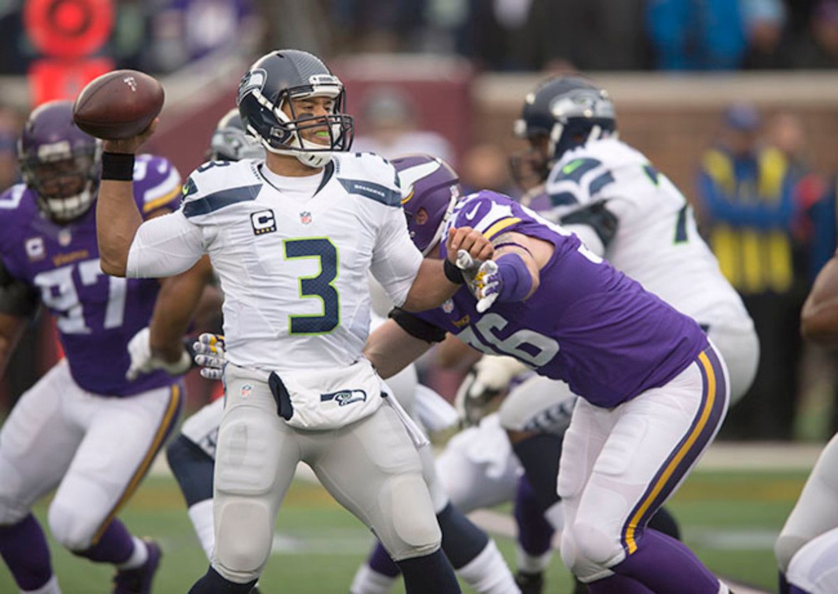 russell-wilson-vikings.jpg