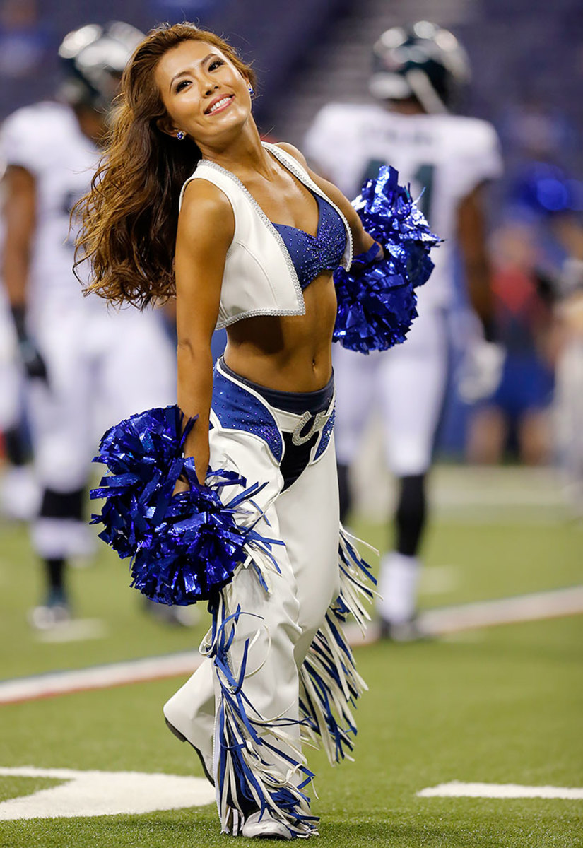 Indianapolis-Colts-cheerleaders-DBF2016082713_Eagles_at_Colts.jpg