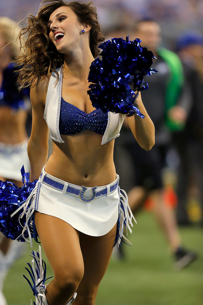 Indianapolis-Colts-cheerleaders-DBF2016082756_Eagles_at_Colts.jpg
