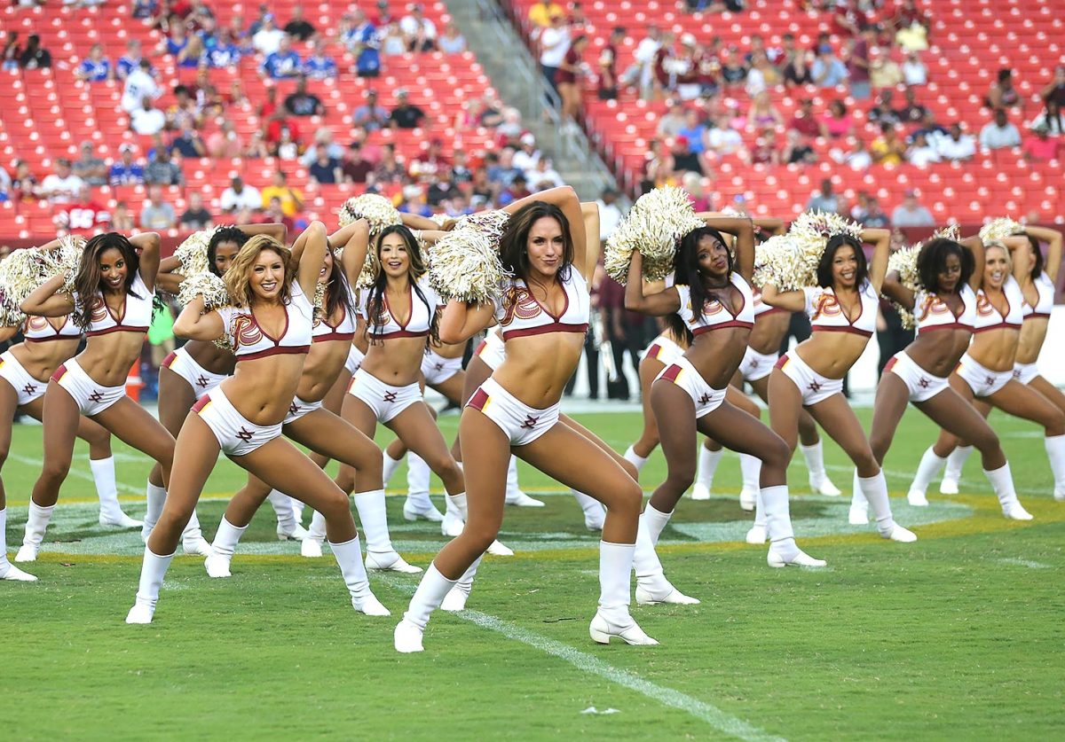 Washington-Redskins-cheerleaders-BEA_2519A.jpg