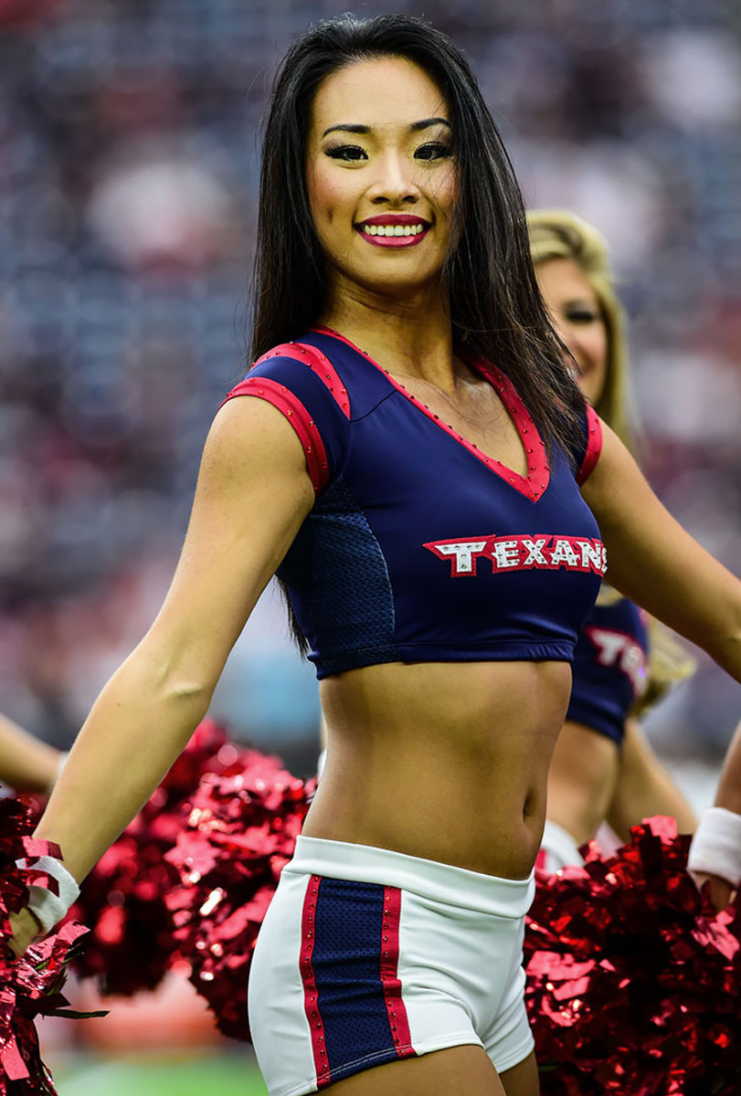 Houston-Texans-cheerleaders-DEL160828_Cardinals_vs_Texans_121.jpg