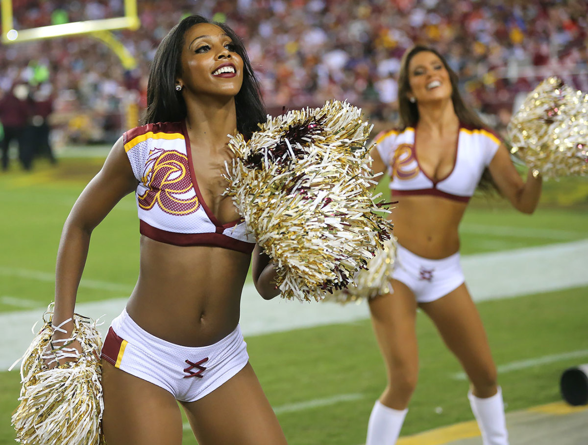 Washington-Redskins-cheerleaders-BEA_6611A.jpg
