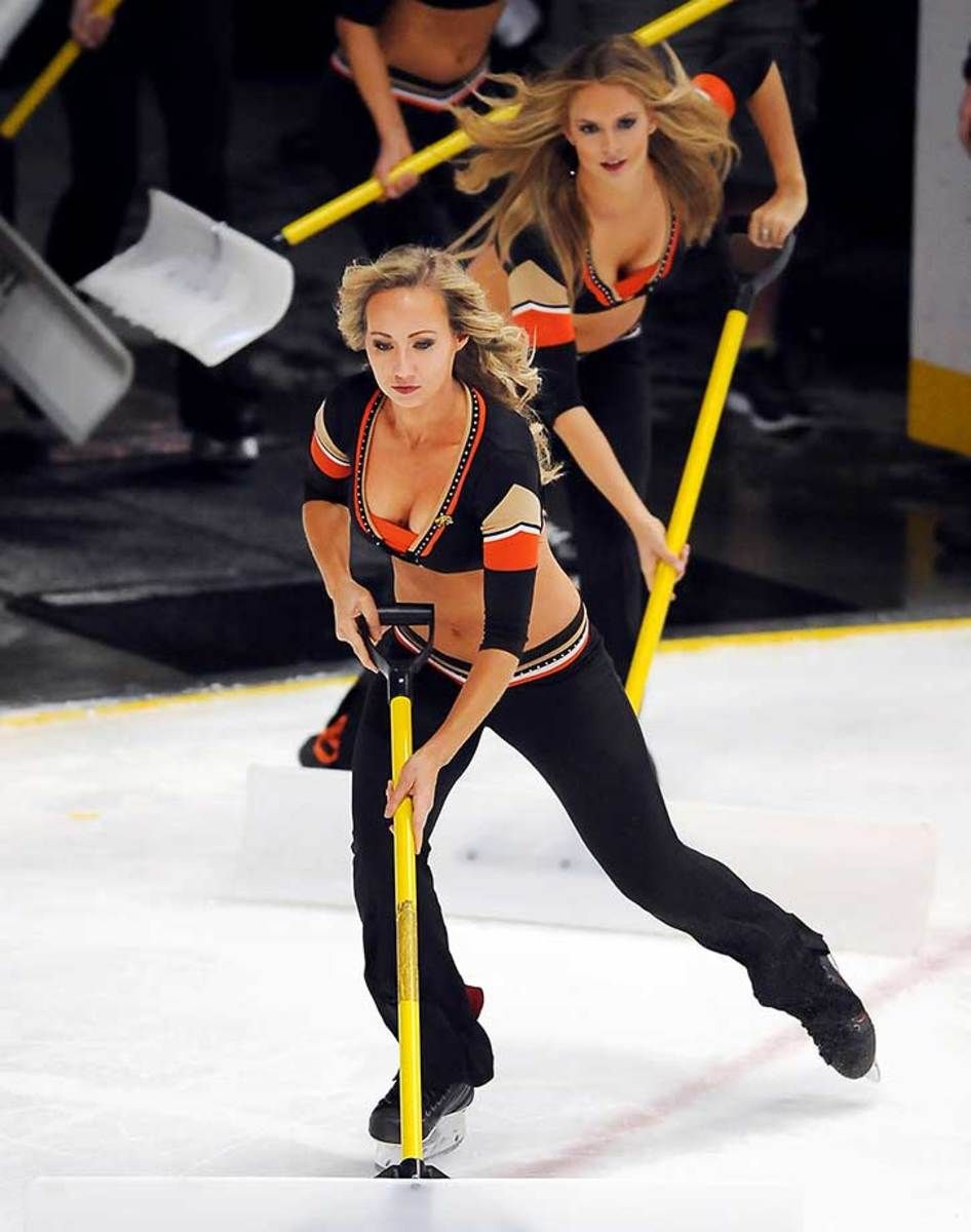 The Night in Sports feb 5 b.jpg