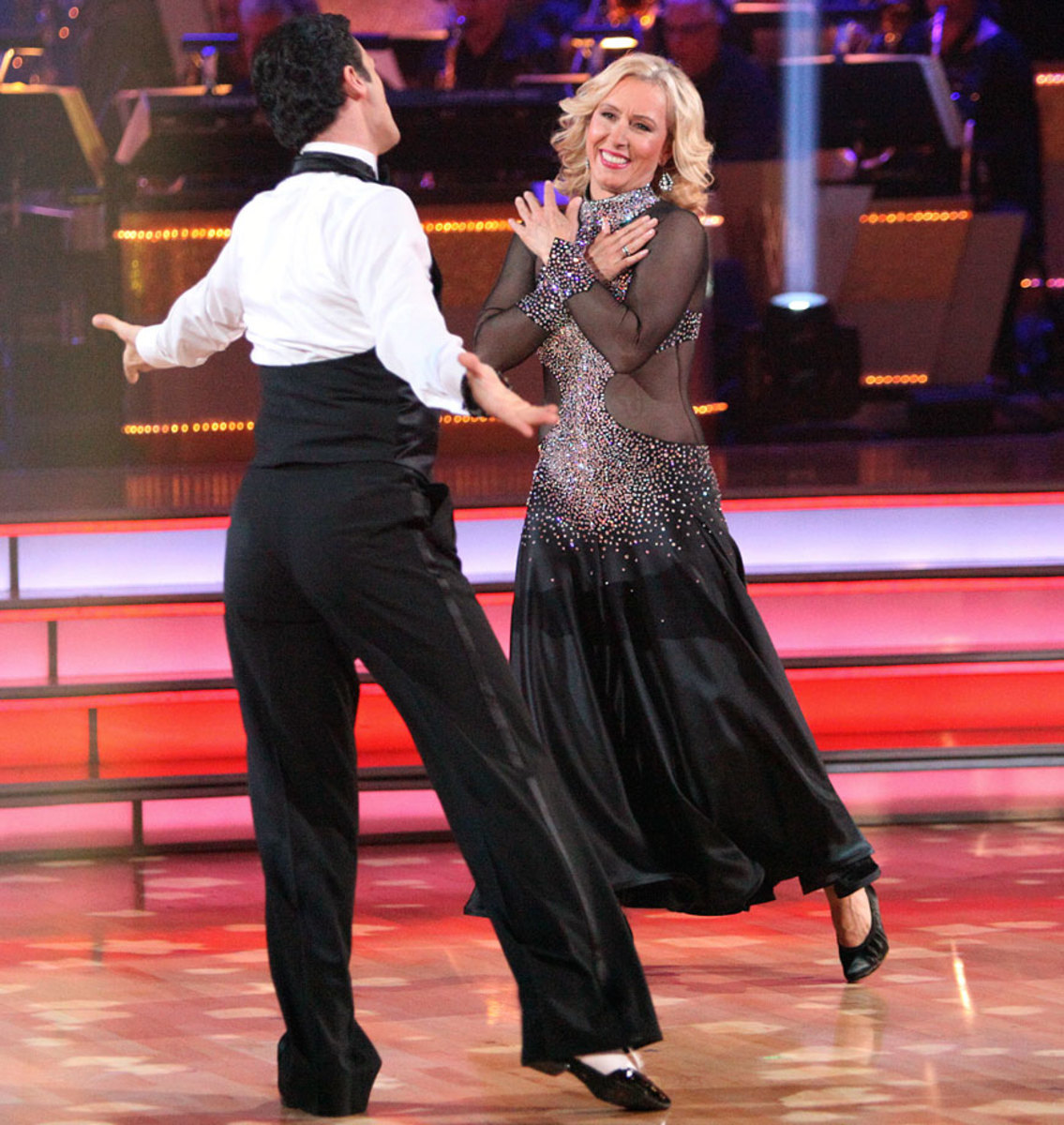 martina-navratilova-tony-dovolani-dancing-with-the-stars.jpg