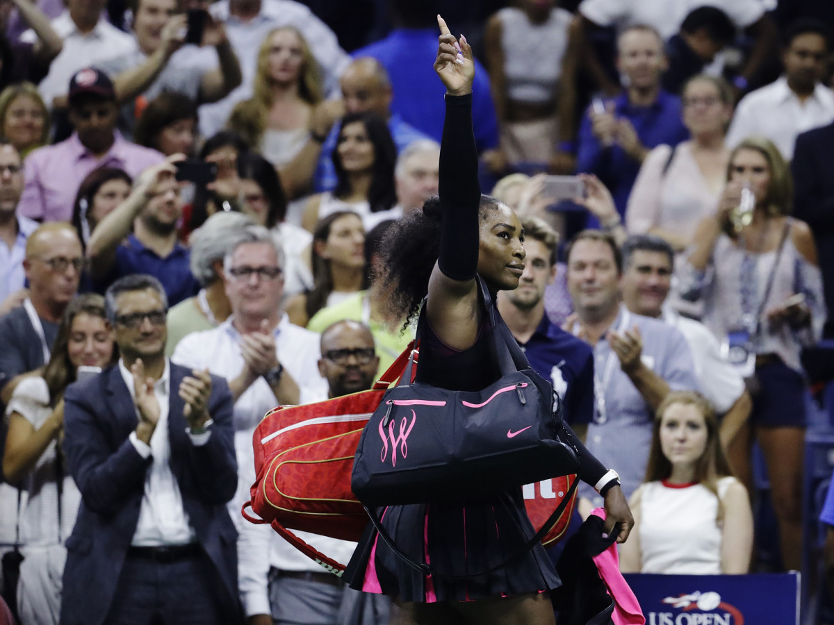 serena-loses-finger-pliskova.jpg
