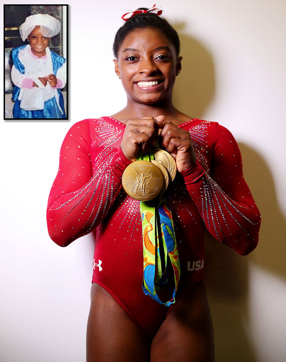 Simone-Biles-SI51_TK3_00245-childhood-Halloween-inset.jpg